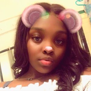 Meet your Posher, Jade